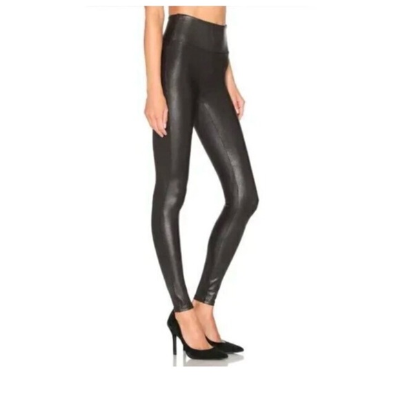 SPANX Pants - SPANX Faux Leather Leggings Black Pull On Skinny Shaping Pants M